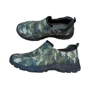 Lands End Camo Slip On Shoes Size 1